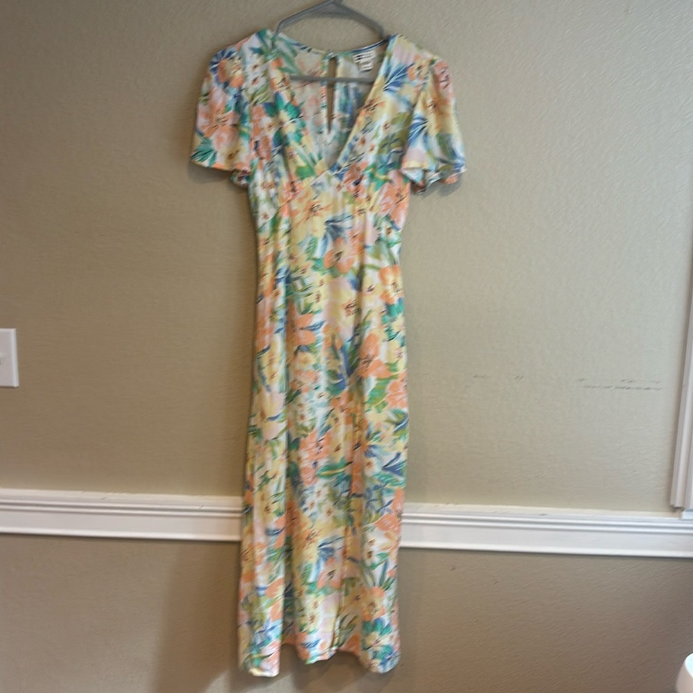 Billabong Floral Maxi Dress in Pastel Yellow, Peach & Blue